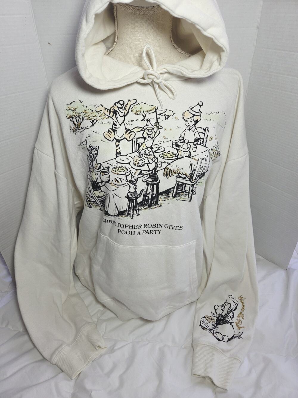 Disney Winnie the Pooh XL Christopher Robin Bday Party Hoodie Ivory Retired Y2K